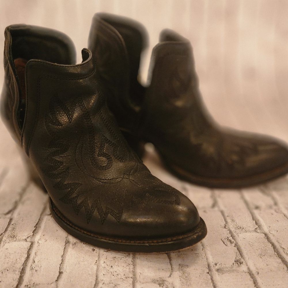 Ariat Dixon Western bootie
